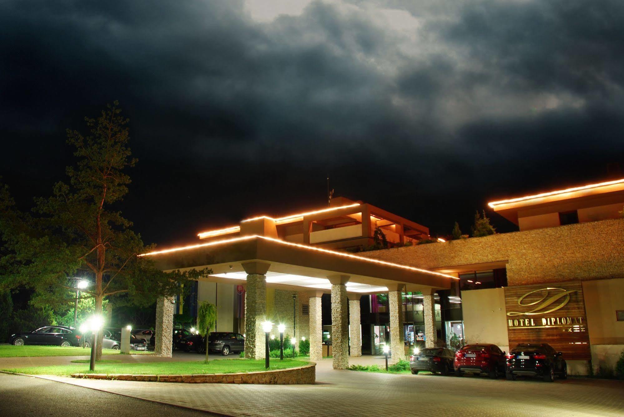 Wellness Hotel Diplomat Rajecké Teplice Εξωτερικό φωτογραφία